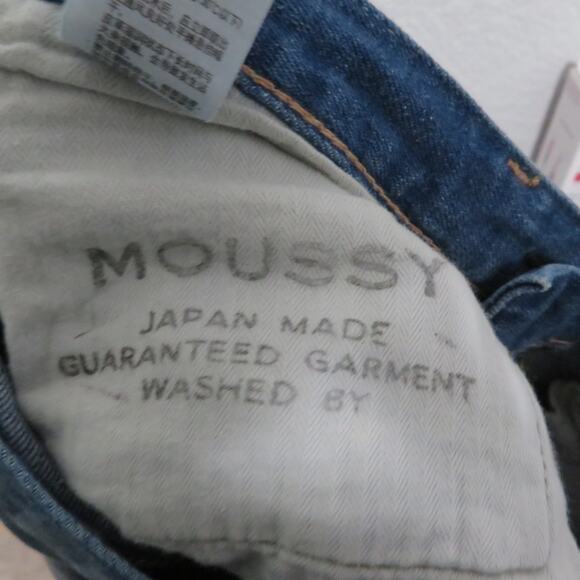 Moussy Womens Sz 26 Distressed Skinny Jeans Frayed Hem - Picture 10 of 10